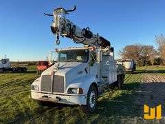 2008 KENWORTH T300 T/A DIGGER DERRICK TRUCK ALTEC D3055A T R VIN: 2NKMLN9X68M217555