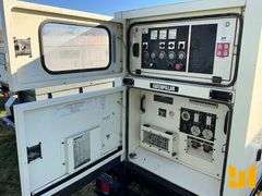 2012 CATERPILLAR XQ30-8 TRAILER MOUNTED GENERATOR SN: PGBE01337