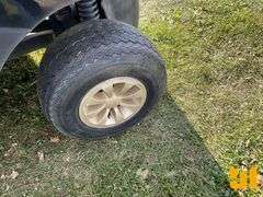 2019 EZ GO RXV GOLF CART SN: 5509043