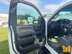 2019 CHEVROLET SILVERADO 5500HD FEC 4400 LB BOOM TRUCK VIN: 1HTKHPVK4KH284339