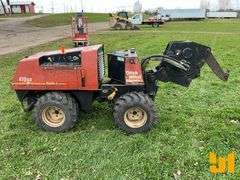 2004 DITCH WITCH 410SX SN: 4Y0252 CABLE PLOW