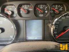 2019 CHEVROLET SILVERADO 6500 HD 4X4 BUCKET TRUCK VIN: 1HTKJPVM9KH885722