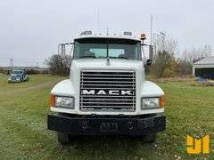 1995 MACK CH613 TANDEM AXLE DAY CAB TRUCK TRACTOR VIN: 1M1AA14Y0SW045852