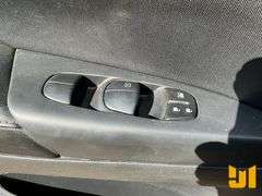 2017 NISSAN SENTRA SV VIN: 3N1AB7AP7HL637889 FWD