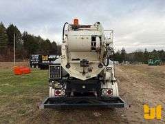 2001 STERLING TRUCK L7500 S/A VAC VIN: 2FZAA0AK51AF13774