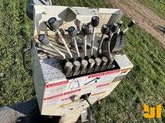 2013 INTERNATIONAL SF625 T/A DIGGER DERRICK TRUCK TEREX COMMANDER C4050 VIN: 1HTWGAZR8DJ353442