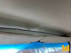 2005 STERLING TRUCK L7500 SERIES S/A ASPHALT DISTRIBUTOR TRUCK VIN: 2FZAASCS55AV42154