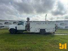 2019 CHEVROLET SILVERADO 5500HD FEC 4400 LB BOOM TRUCK VIN: 1HTKHPVK4KH284339