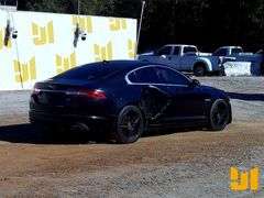 2013 JAGUAR XF VIN: SAJWA0E78D8S71670