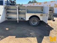 2018 FORD F-350XL SD S/A UTILITY TRUCK VIN: 1FDRF3G63JEC11906