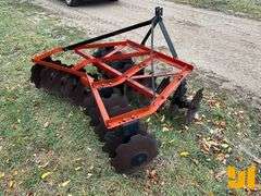 WALCO-DOUGLAS 6’ TANDEM OFFSET DISC HARROW