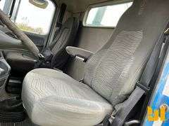 2007 FREIGHTLINER COLUMBIA TANDEM AXLE DAY CAB TRUCK TRACTOR VIN: 1FUJA6CG17LX37769