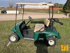 2013 EZ GO TXT GOLF CART SN: 3004457