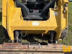 2017 CATERPILLAR 242D SKID STEER LOADER SN: CAT0242DPDZT03619