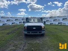 2007 FORD F-350 SINGLE AXLE REGULAR CAB FLATBED TRUCK VIN: 1FDWF365X7EA83586