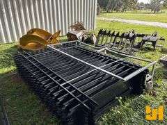 UNUSED 2025 SKLP QTY (20) IRON FENCING 10' X 7'