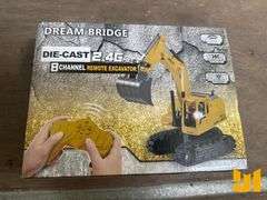 UNUSED 2025 SKLP EXCAVATOR TOY, REMOTE CONTROL EXCAVATOR, DIE CAST