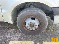 2007 FORD F-350 SINGLE AXLE REGULAR CAB FLATBED TRUCK VIN: 1FDWF365X7EA83586