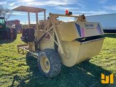 MANUFACTURER CHERRINGTON ENTERPISES MODEL 5000 SN: 50FBA201 EQUIPMENT TYPE SAND GROOMER