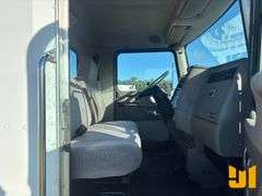 2018 KENWORTH T3 SERIES SINGLE AXLE REAR DISCHARGE MIXER TRUCK VIN: 2NKHHM6X2JM195027