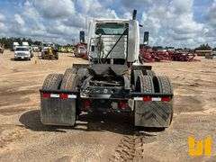 2018 INTERNATIONAL LT625 TANDEM AXLE DAY CAB TRUCK TRACTOR VIN: 3HCDZAPR9JL172195