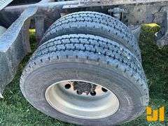 2007 VOLVO TRUCK VNL TANDEM AXLE DAY CAB TRUCK TRACTOR VIN: 4V4NC9GH47N481594