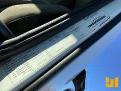 2007 VOLVO TRUCK VNL TANDEM AXLE DAY CAB TRUCK TRACTOR VIN: 4V4NC9GH47N481594