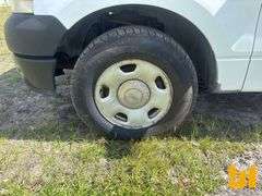 2005 FORD F-150 XL EXTENDED CAB 4X2 PICKUP VIN: 1FTRF12W95NA26474