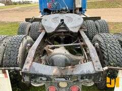 2007 FREIGHTLINER COLUMBIA TANDEM AXLE DAY CAB TRUCK TRACTOR VIN: 1FUJA6CG17LX37769