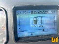 2017 MACK GU813 (GRANITE) TRI-AXLE DUMP TRUCK VIN: 1M2AX16C3HM037843