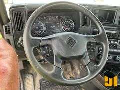 2018 INTERNATIONAL LT625 TANDEM AXLE DAY CAB TRUCK TRACTOR VIN: 3HCDZAPR9JL172195