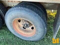 2008 KENWORTH T300 T/A DIGGER DERRICK TRUCK ALTEC D3055A T R VIN: 2NKMLN9X68M217555