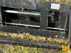 UNUSED 2025 GIYI GY-CYHC FORKS W/HYD POSITIONER SN: X-CYHC250974