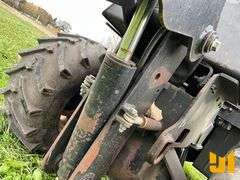 2004 DITCH WITCH 410SX SN: 4Y0252 CABLE PLOW