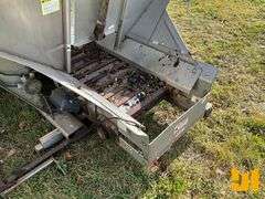 MONROE MSV-156-80-62-MN SALT AND SAND SPREADER SN: 10-11-7442