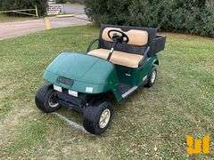EZ GO TXT GOLF CART SN: 2700797