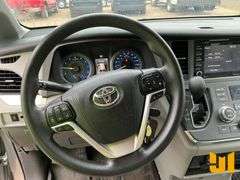 2019 TOYOTA SIENNA VIN: 5TDJZ3DC6KS220999 AWD