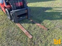 TOYOTA 4700 CUSHION TIRE FORKLIFT