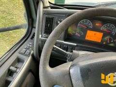 2007 VOLVO VN TANDEM AXLE TRUCK TRACTOR VIN: 4V4NC9GH47N453519