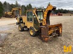 TRACKLESS VEHICLES SIDE WALK MACHINE