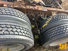 2006 KENWORTH T6 SERIES TANDEM AXLE SLEEPER TRUCK TRACTOR VIN: 1XKAD49X46R121364