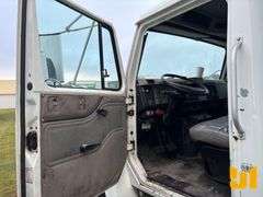 1997 INTERNATIONAL 4700 SINGLE AXLE VAN TRUCK VIN: 1HTSCAAM2VH489665