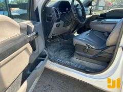 2018 FORD F-350XL SD S/A UTILITY TRUCK VIN: 1FDRF3G63JEC11906