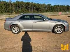 2015 CHRYSLER 300 VIN: 2C3CCAAG8FH791876 2WD