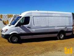 2011 MERCEDES BENZ 2500 2WD CARGO VAN VIN: WD3PE8CB6B5558527