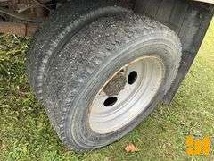 1999 FORD F-450 SINGLE AXLE REGULAR CAB 4X4 FLATBED TRUCK VIN: 1FDXF46F5XEA34055