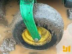 JOHN DEERE Z950M ZERO TURN SN: 1TC950MCPFT040282