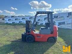 TOYOTA 4700 CUSHION TIRE FORKLIFT
