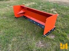 UNUSED KC 8’ SNOW PUSHER W/REPLACEABLE SHOES AND BLADE