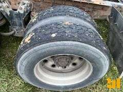 2000 KENWORTH T800B TANDEM AXLE DAY CAB TRUCK TRACTOR VIN: ***853146